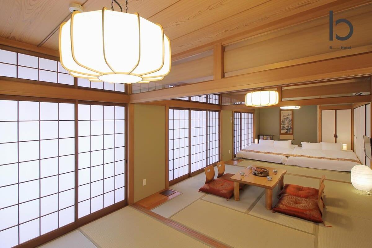 Hanagin - 3 Bedroom Japanese Apartment For 11 People 201 Хиросима Экстерьер фото